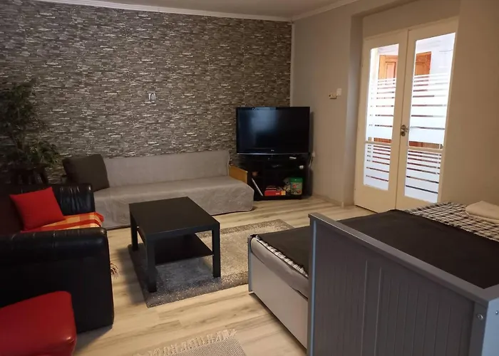 Rozsa Vendeghaz Apartament